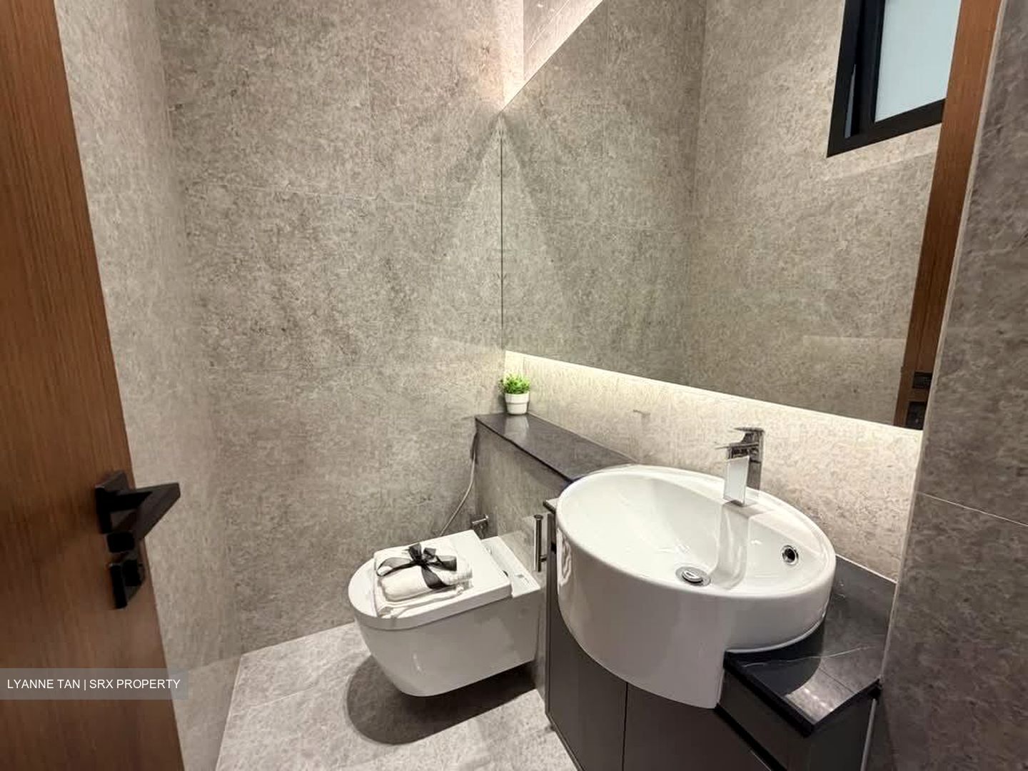 Sembawang Straits Estate (D27), Terrace #575962621